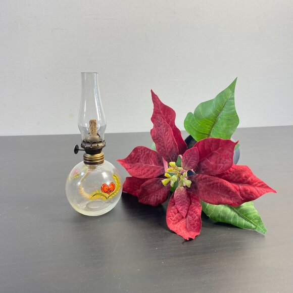Miniature Oil Lamp Glass Hand Painted red White Flowers, Clear Top, Mini Lamp. - Picture 8 of 10